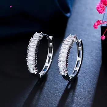 Модерни обеци-пръстени с кристали за жени, однорядная стълбище, квадратна обтегач за уши от цирконий, елегантен дизайн, Изящни бижута, подарък на едро