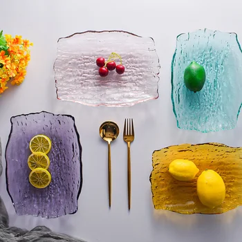 Творчески квадратни кът чинии от витражного стъкло с неправилна форма, кухненски тави за салата от сушени плодове, ръчно изработени, за да украсят дома