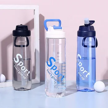 750 мл Мотивационни бутилка за вода, пластмасови спортни чаши за вода със сламен капак и дръжка, детска бутилка за вода