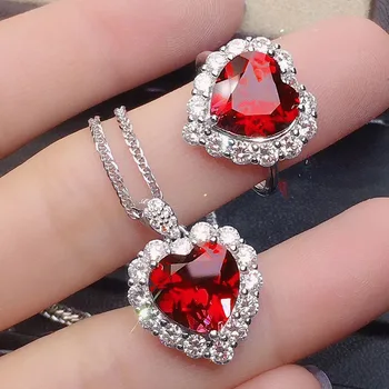 Ново висококачествено луксозно имитирующее любов ruby отворен пръстен във формата на сърце, популярно колие с окачване на живо
